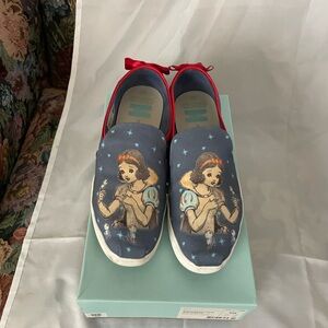 Toms Women's Sneakers - Red and Blue with Snow White Design